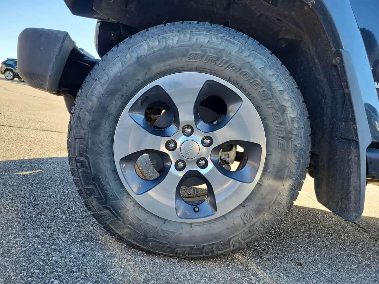 Jeep Wrangler SAHARA * CARFAX * АВТОКРЕДИТ * , снимка 6 - Автомобили и джипове - 56323864