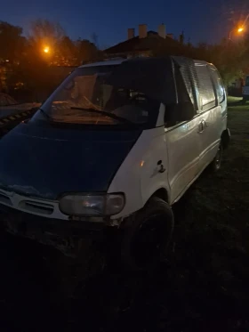 Nissan Vanette На части, снимка 3