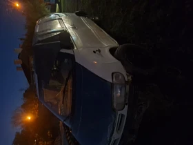 Nissan Vanette На части, снимка 3