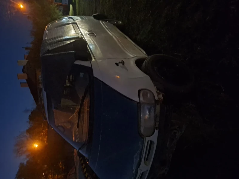 Nissan Vanette На части, снимка 3 - Бусове и автобуси - 52699847