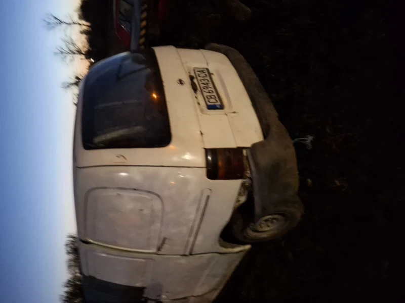Nissan Vanette На части, снимка 2 - Бусове и автобуси - 52699847
