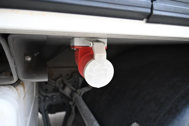 Mercedes-Benz Antos 1840 Termo king, снимка 17 - Камиони - 49478290