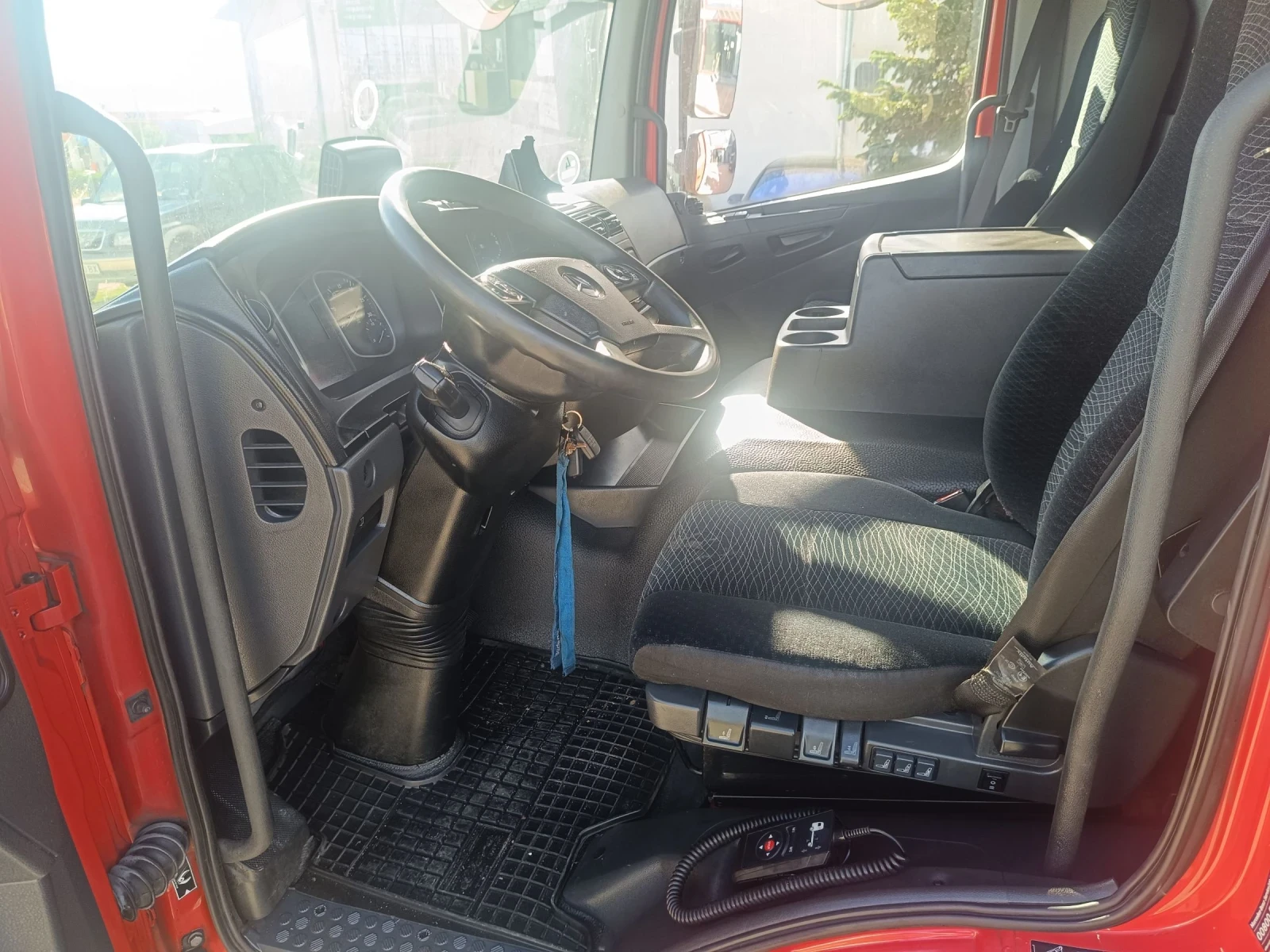 Mercedes-Benz Atego 1224 EURO6 KLIMA ТРИСТРАННА ЩОРА - изображение 8