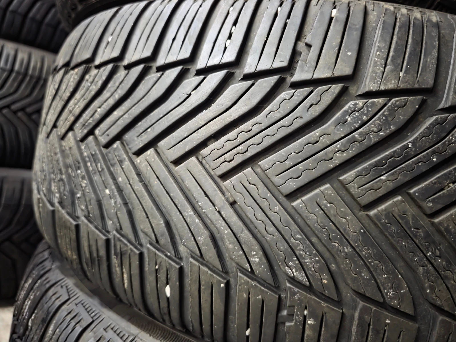 ���� 215/60R16 | Mobile.bg � ����������� 3