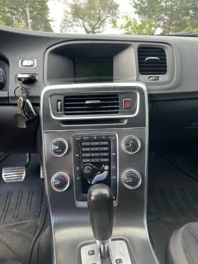Volvo V60, снимка 13