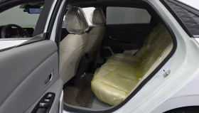 Hyundai Elantra INSPIRATION / 360 КАМЕРИ / BOSE / LPG ТЕЧНА ФАЗА!, снимка 13