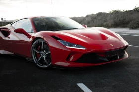     Ferrari F8  Tributo F8 DCT LIFT 