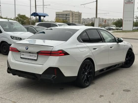 BMW 520 M PRO/Bowers/3D VIEW/Iconic Glow/HUD/Comfort, снимка 2