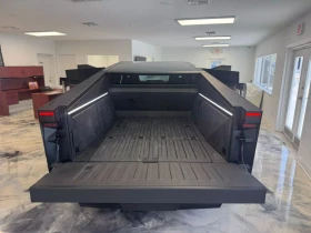 Tesla Cybertruck - 162900 лв. / 83289.45 € - 93325940 8