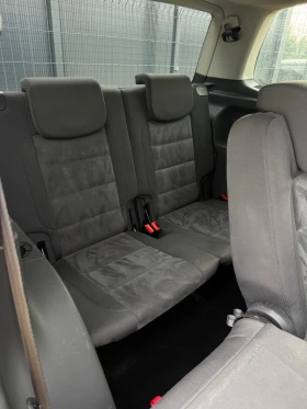 VW Touran 2.0TDI/HIGHLINE/DSG/PANO/6+ 1/ - 7999 € / 15644.68 лв. - 65386379 14