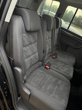 VW Touran 2.0TDI/HIGHLINE/DSG/PANO/6+ 1/ - 7999 € / 15644.68 лв. - 65386379 12