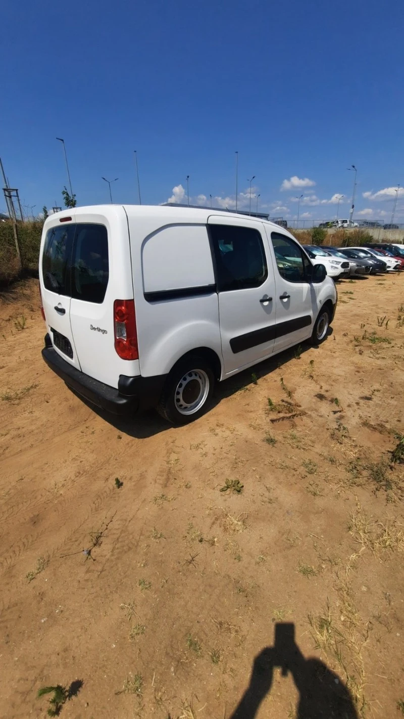 Citroen Berlingo 1.6HDI, снимка 4 - Автомобили и джипове - 47800095