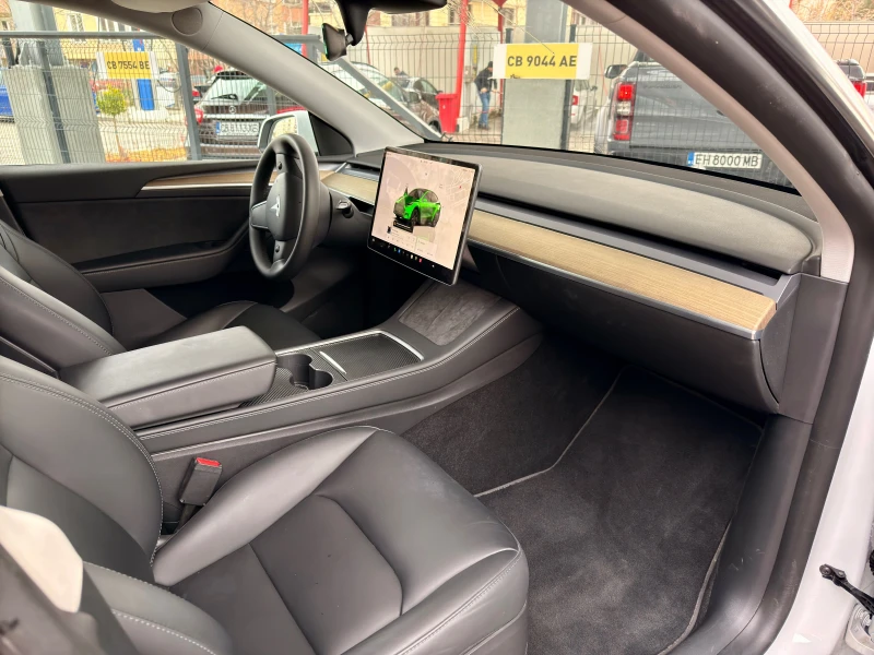 Tesla Model Y, снимка 8 - Автомобили и джипове - 48446682