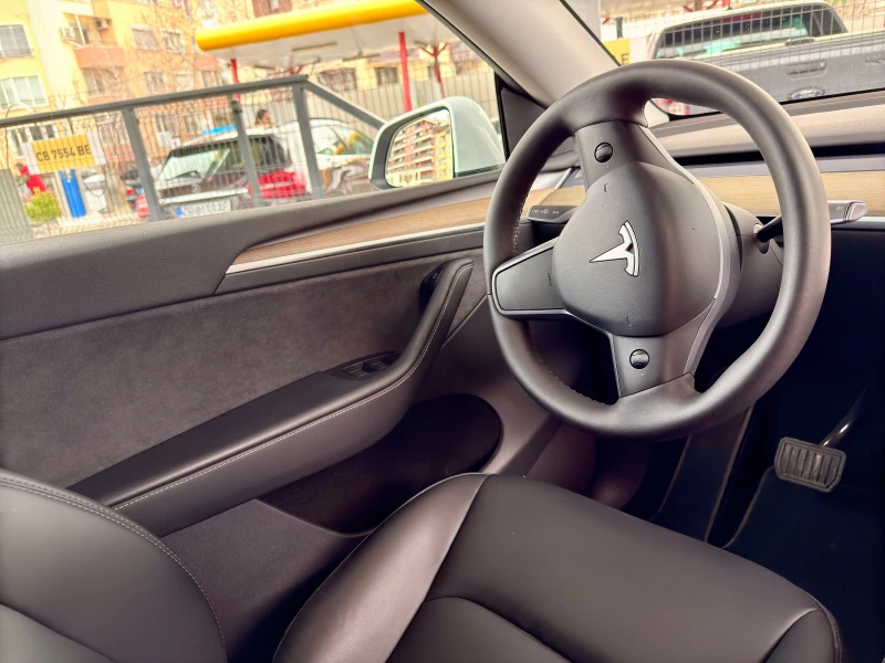 Tesla Model Y, снимка 10 - Автомобили и джипове - 48446682