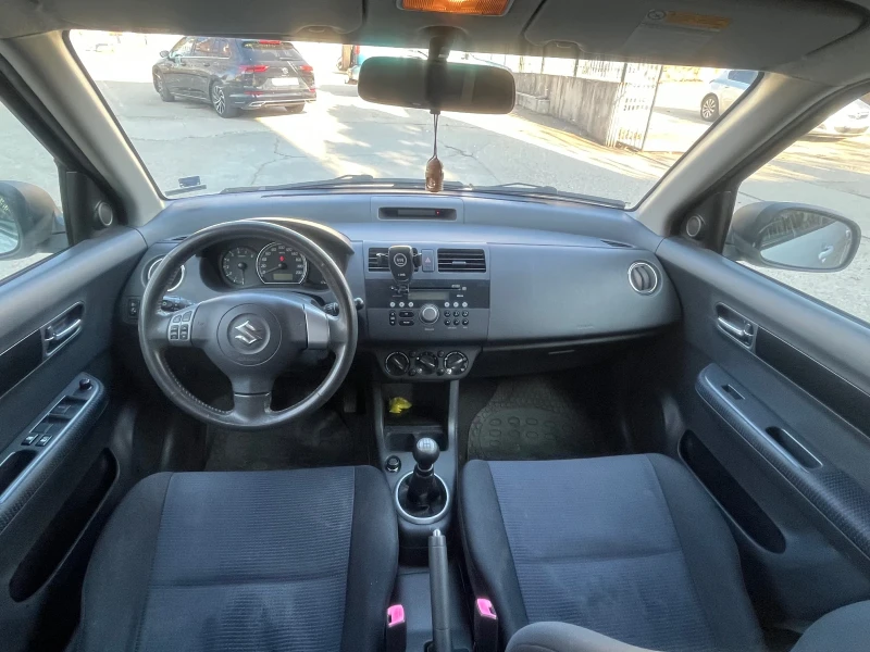 Suzuki Swift 1.3i 92к.с, снимка 11 - Автомобили и джипове - 49065482