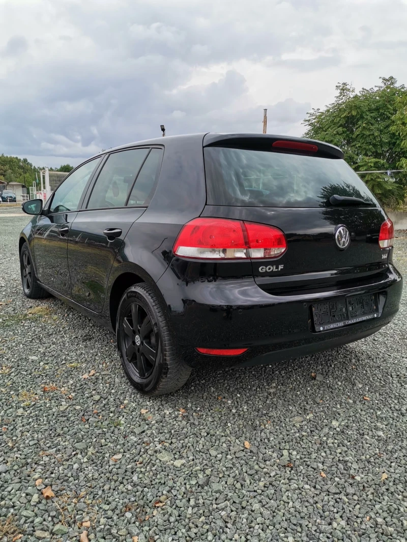 VW Golf 1.6TDI 90ks, снимка 8 - Автомобили и джипове - 52306946