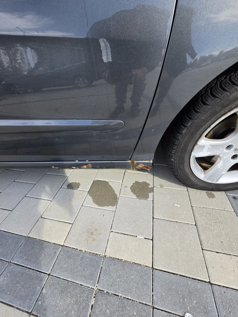 Peugeot 308 1, 6 HDI, снимка 11 - Автомобили и джипове - 52260575