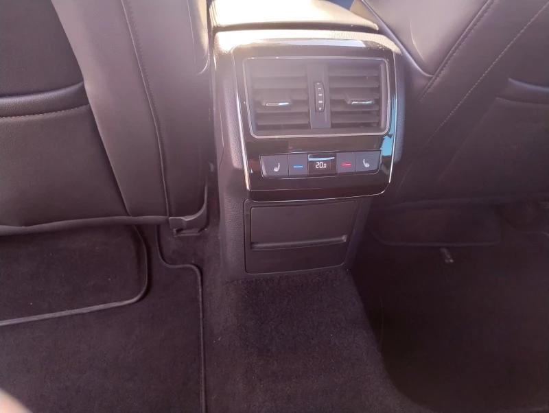 Skoda Superb, снимка 12 - Автомобили и джипове - 52554846