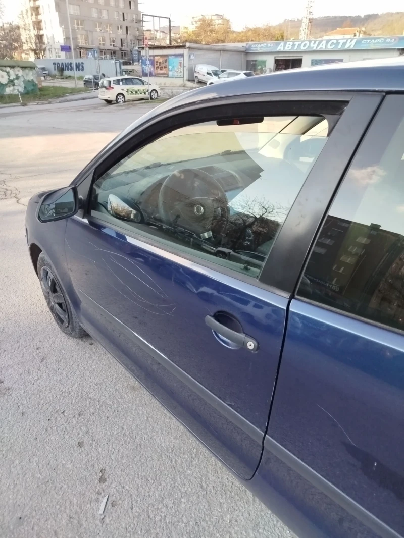 VW Polo 1.4 TDI 75+ , снимка 8 - Автомобили и джипове - 52641404