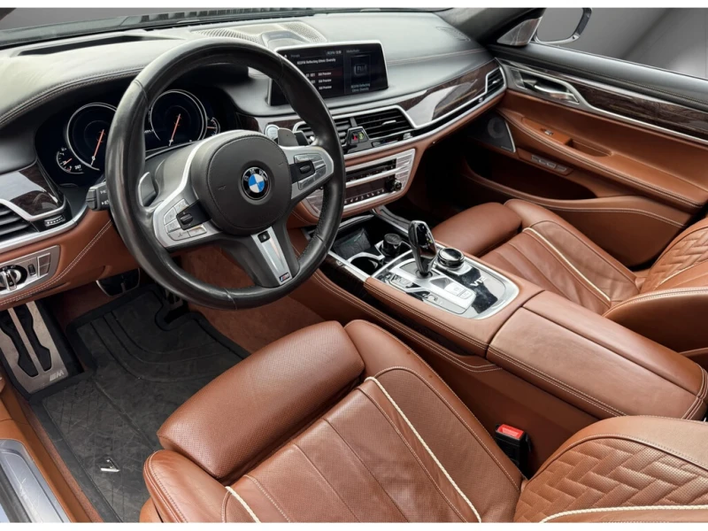 BMW 760 * Series M760Li xDrive * CARFAX * ЦЕНА ДО БГ, снимка 9 - Автомобили и джипове - 52726254