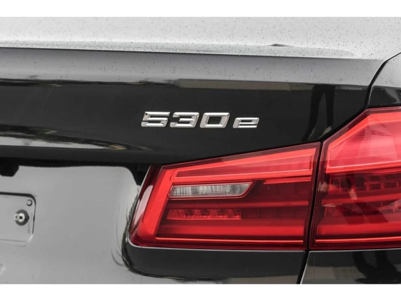 BMW 530E * 530E/ XDRIVE Clean vehicle Safety inspection com, снимка 13 - Автомобили и джипове - 52805127