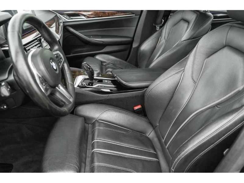 BMW 530E * 530E/ XDRIVE Clean vehicle Safety inspection com, снимка 10 - Автомобили и джипове - 52805127