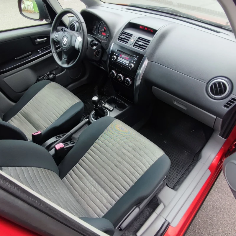 Suzuki SX4 1.6i* 4X4* KEYLESS* , снимка 13 - Автомобили и джипове - 53293514