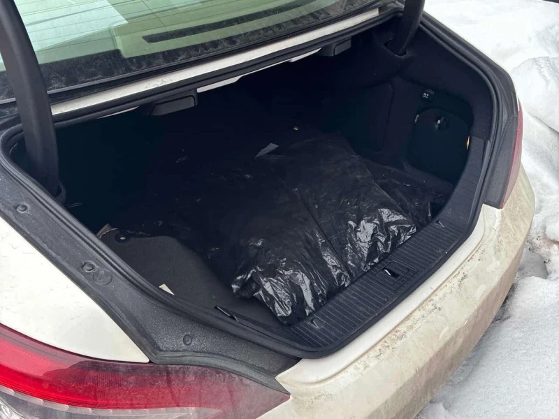 Mercedes-Benz CLS 550 CARFAX/ШИБИДАХ/360 КАМЕРИ, снимка 14 - Автомобили и джипове - 53573747