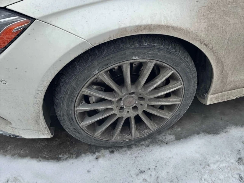 Mercedes-Benz CLS 550 CARFAX/ШИБИДАХ/360 КАМЕРИ, снимка 7 - Автомобили и джипове - 53573747