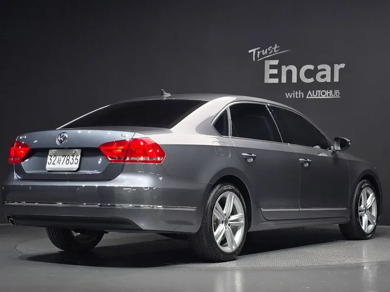 VW Passat Passat 2.0 Tdi, снимка 2 - Автомобили и джипове - 55748676