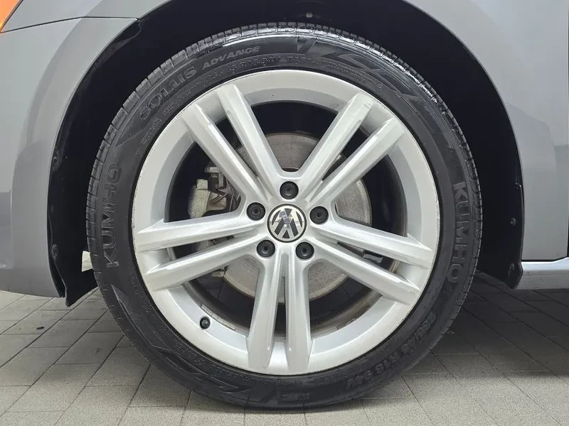 VW Passat Passat 2.0 Tdi, снимка 5 - Автомобили и джипове - 55748676