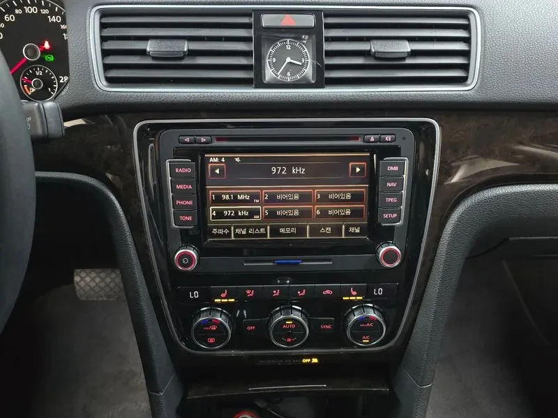 VW Passat Passat 2.0 Tdi, снимка 14 - Автомобили и джипове - 55748676