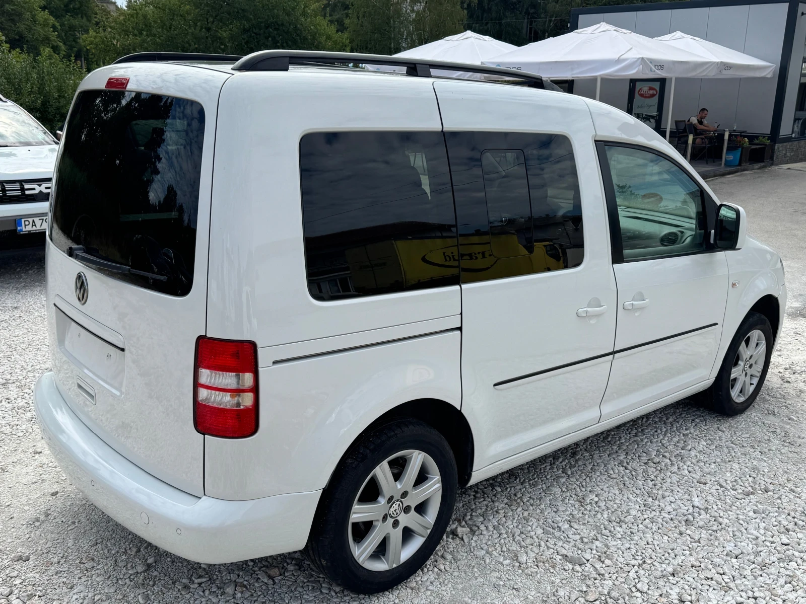 VW Caddy Edition 30 - изображение 7