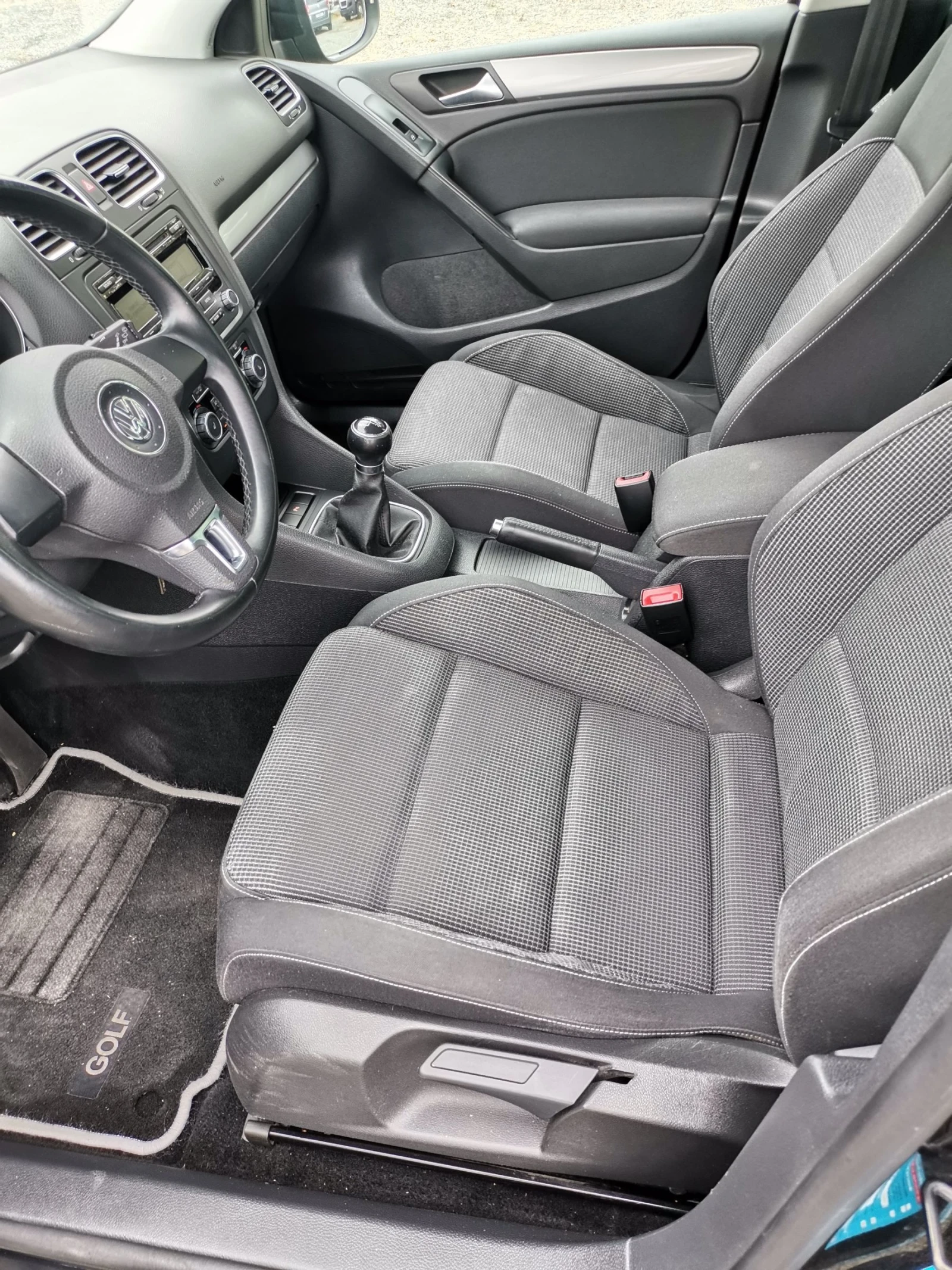 VW Golf 1.6TDI 90ks - изображение 4