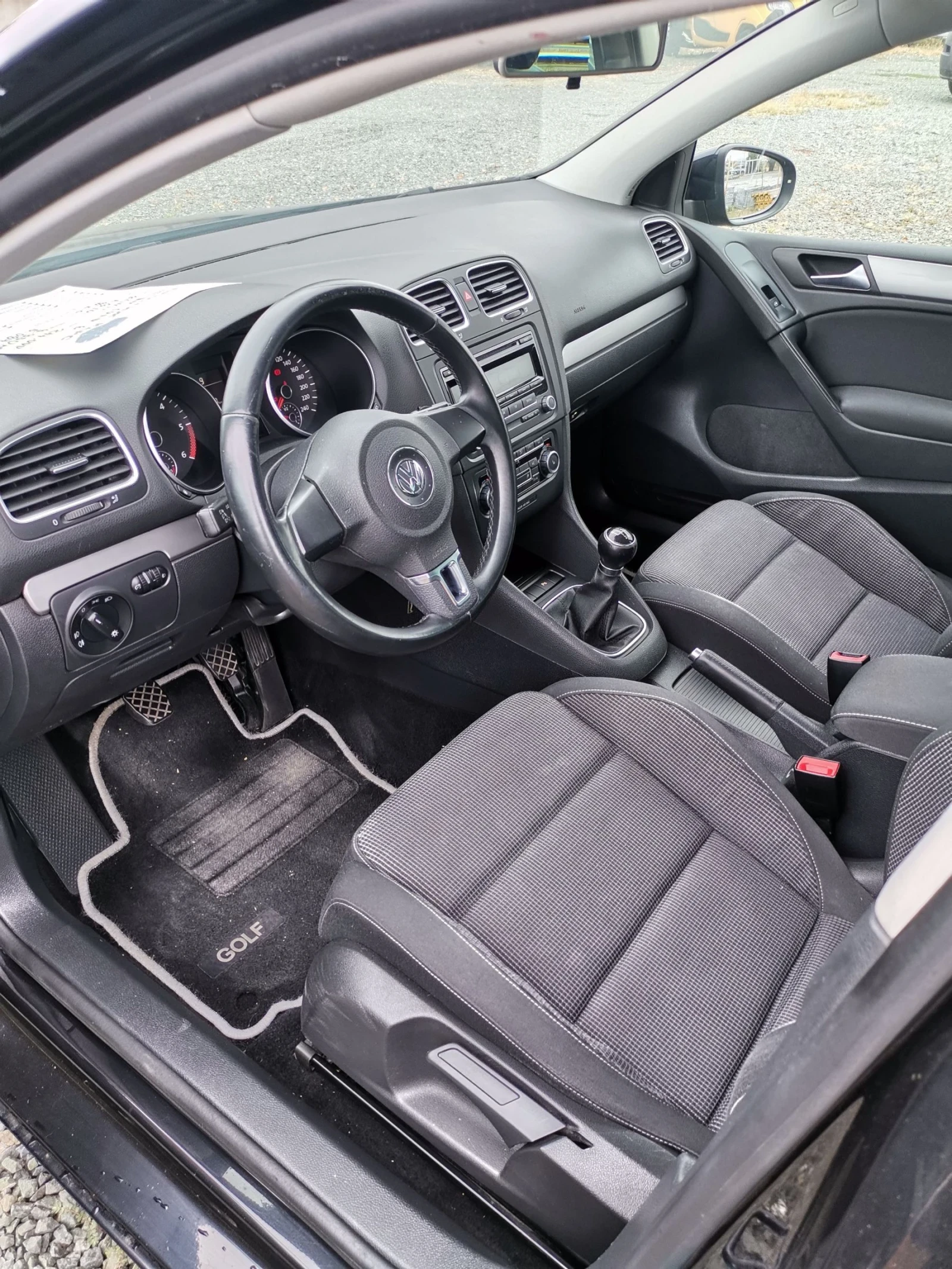 VW Golf 1.6TDI 90ks - изображение 10