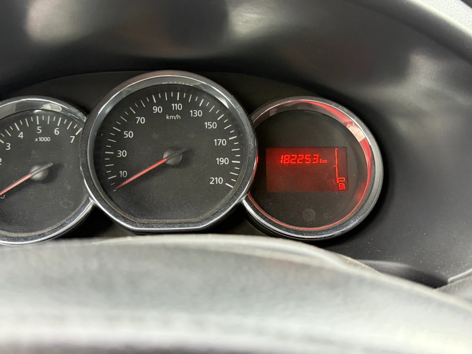 Dacia Logan 1.2 lpg - изображение 7