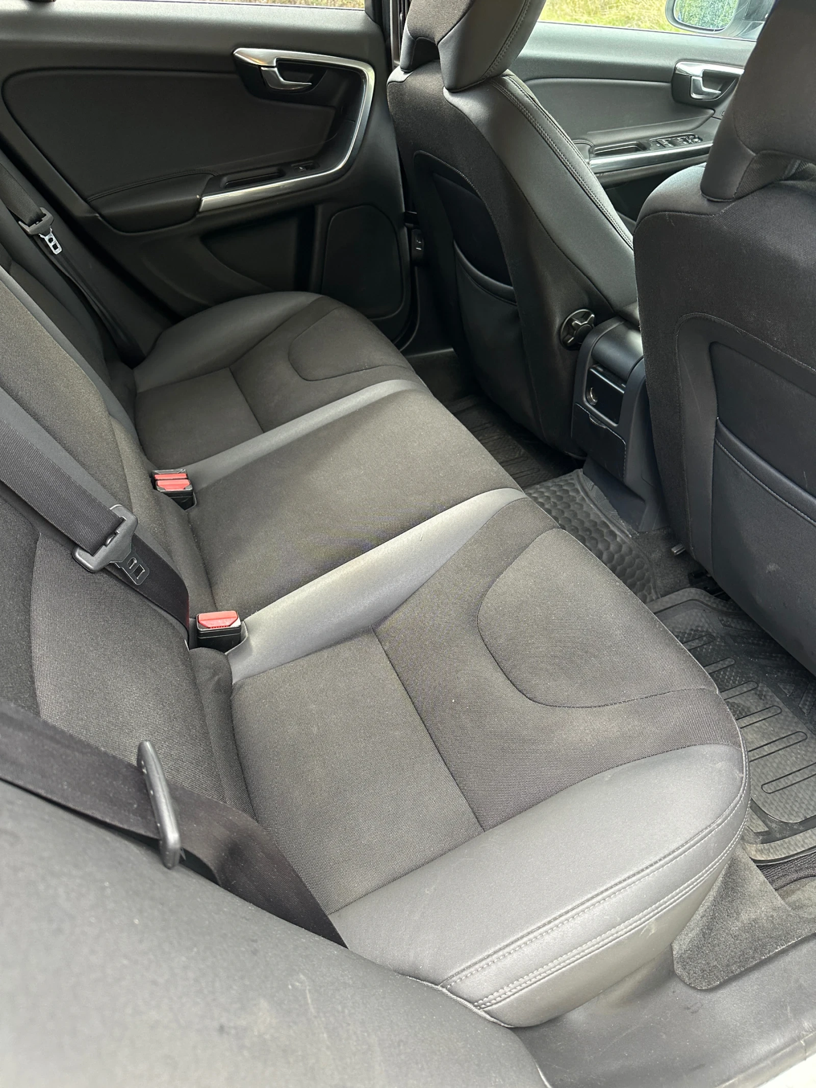 Volvo V60  - изображение 9