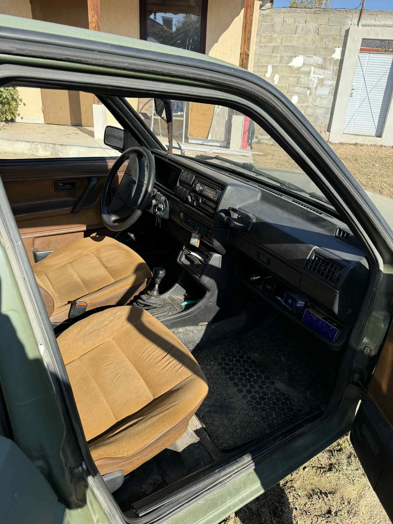 VW Golf | Mobile.bg   4