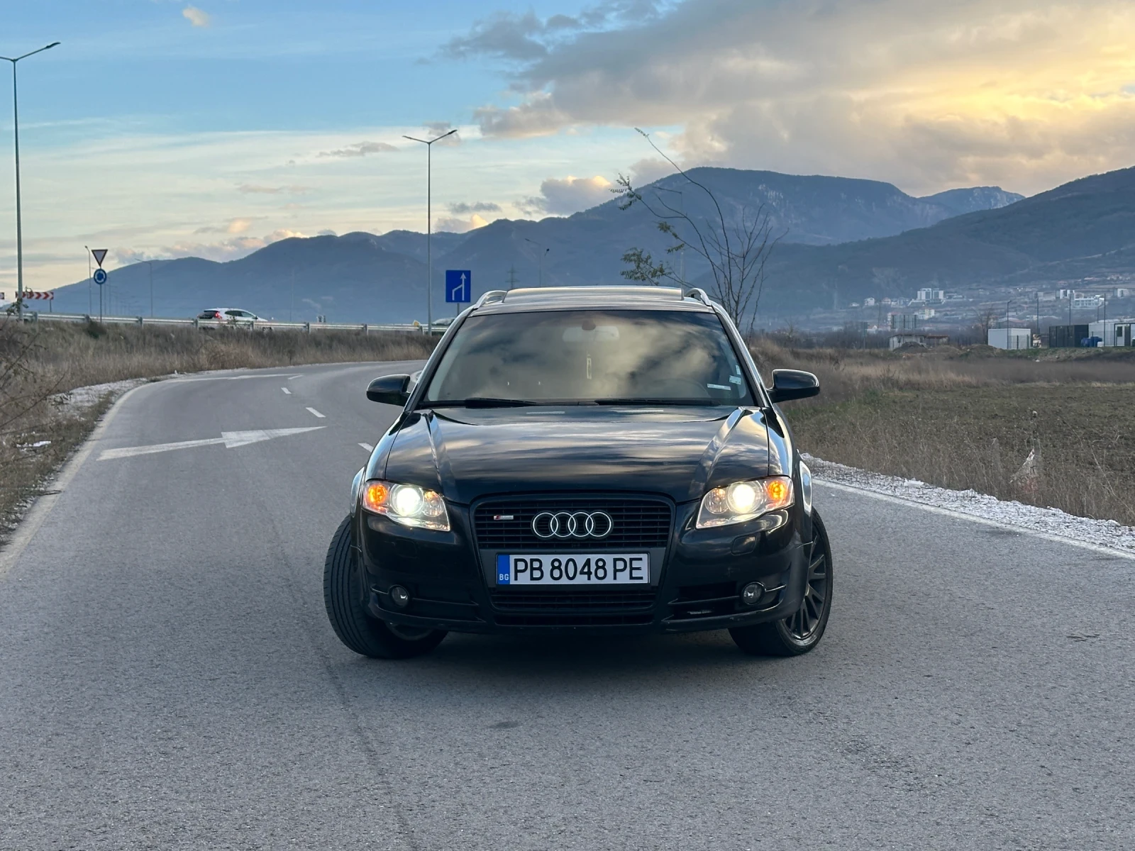 Audi A4 1.8T 163�.� | Mobile.bg � ����������� 1