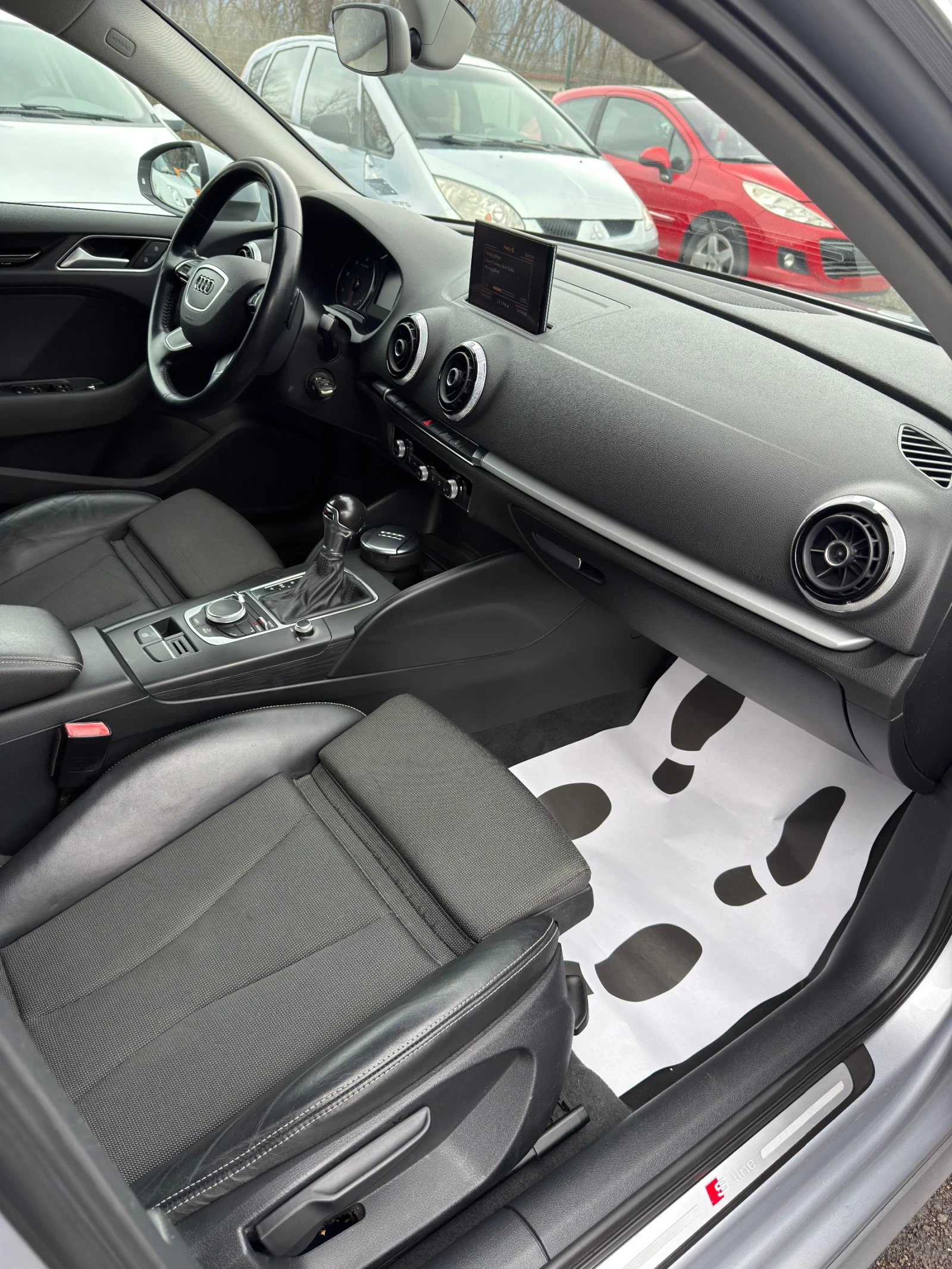 Audi A3 S-line | Black optic | Автомат | Пера |  - изображение 9