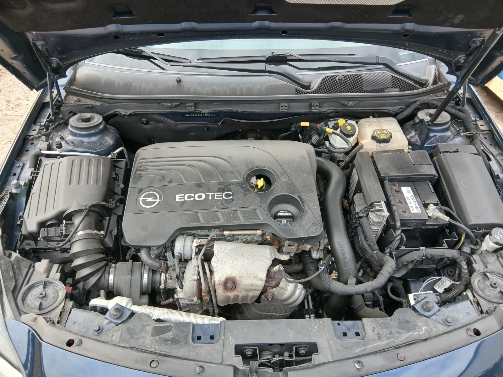 Opel Insignia 1.6 TURBO - изображение 10