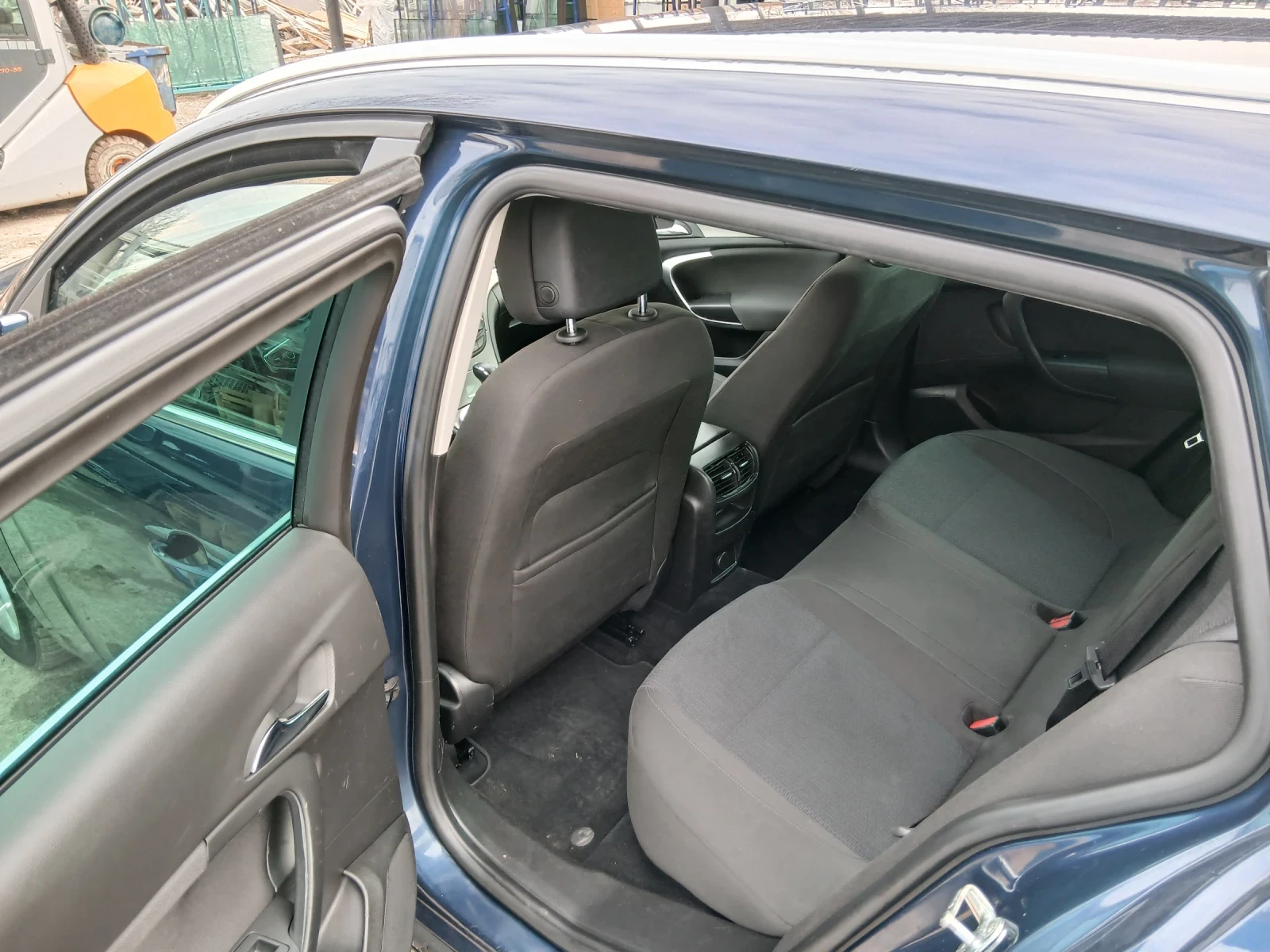 Opel Insignia 1.6 TURBO - изображение 6