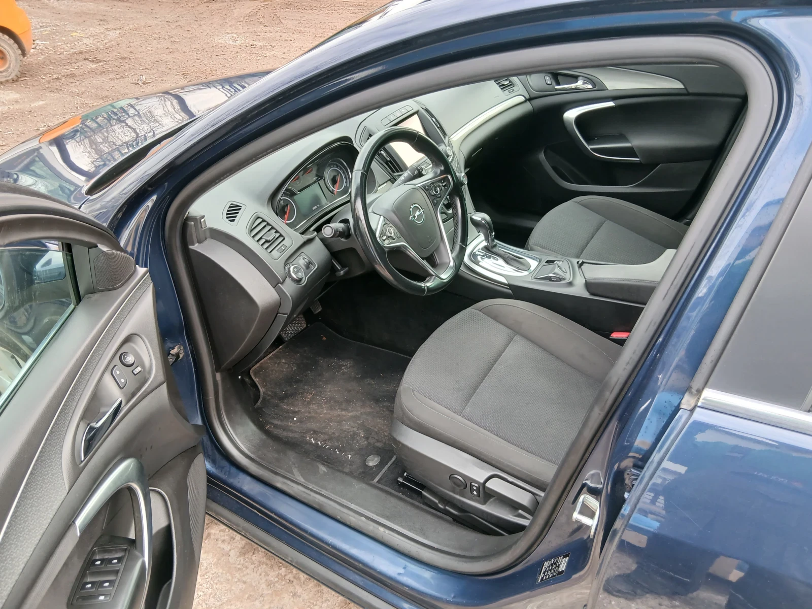 Opel Insignia 1.6 TURBO - изображение 5