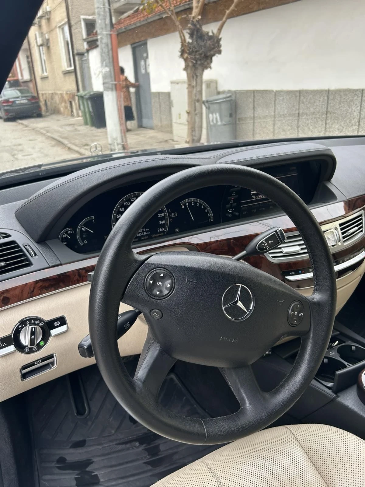 Mercedes-Benz S 550 Дълга база, снимка 5 - Автомобили и джипове - 53754529