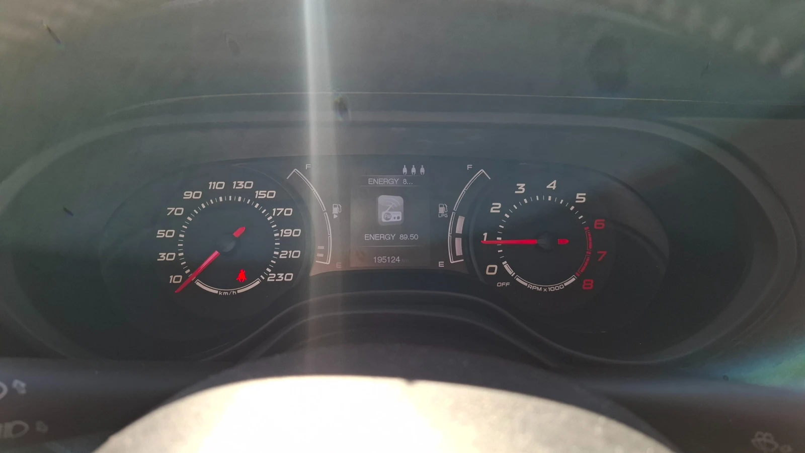 Fiat Tipo 1.4i фабрична газ, снимка 11 - Автомобили и джипове - 54139831