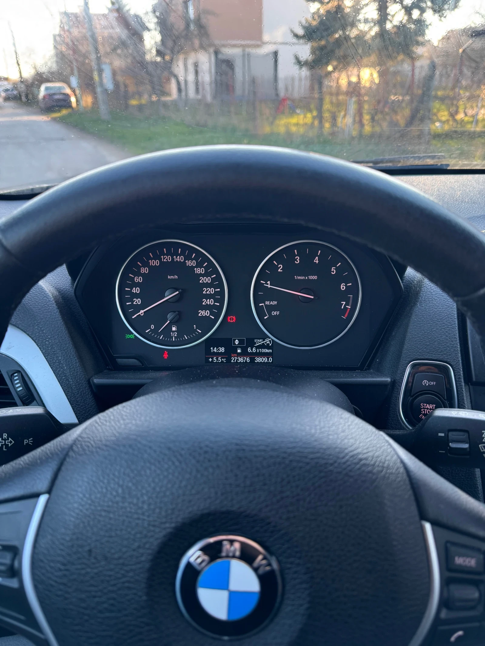 BMW 116 1.6i F21, снимка 7 - Автомобили и джипове - 54159337