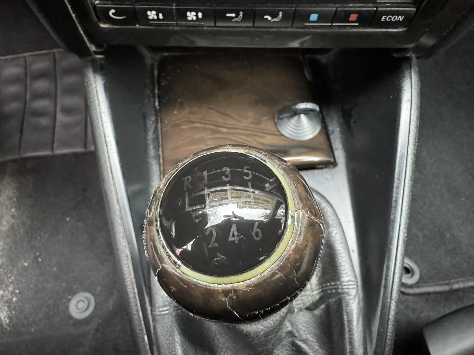 VW Golf 1.9 TDI , снимка 11 - Автомобили и джипове - 54740084