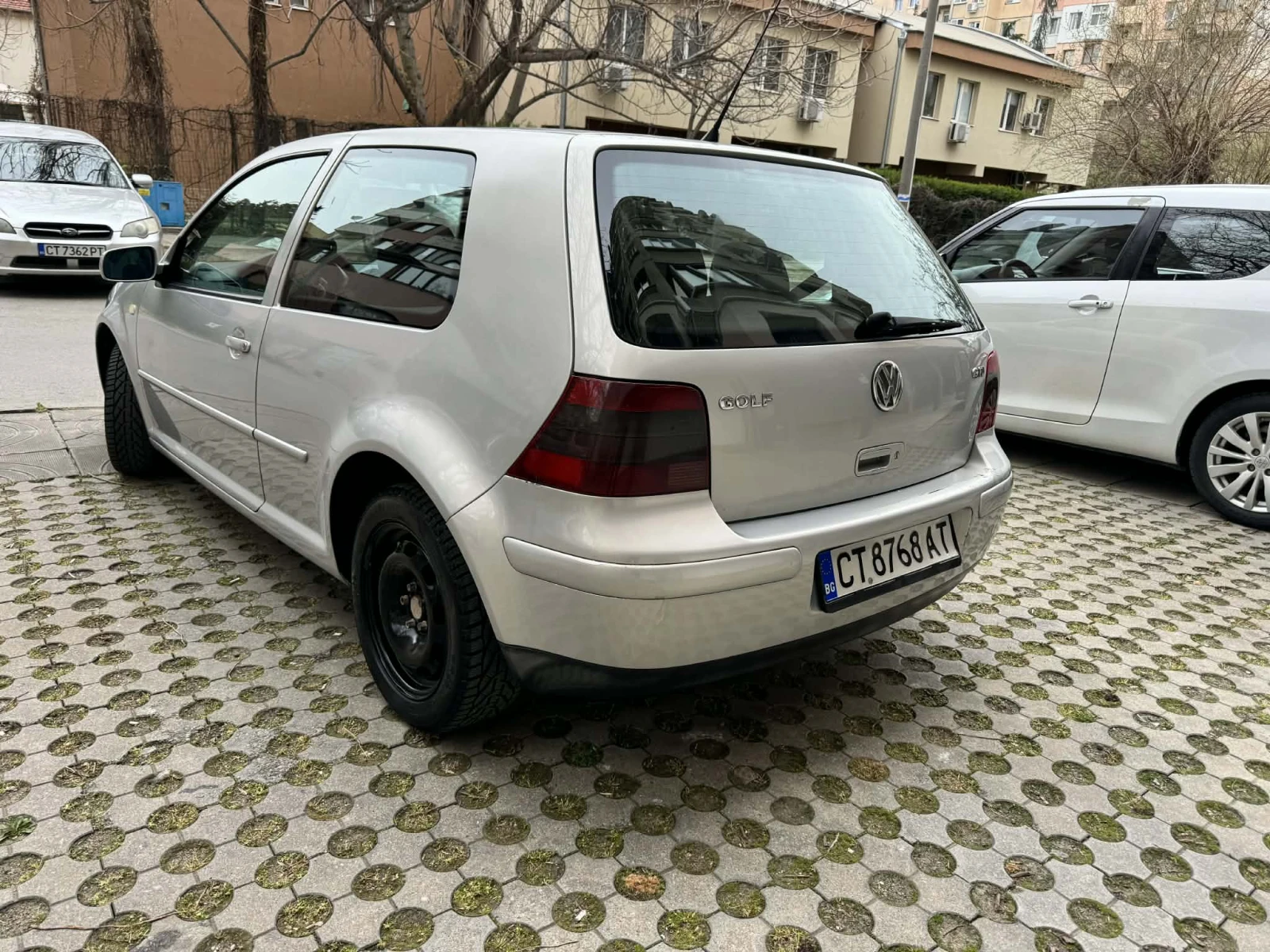 VW Golf 1.9 TDI , снимка 4 - Автомобили и джипове - 54740084