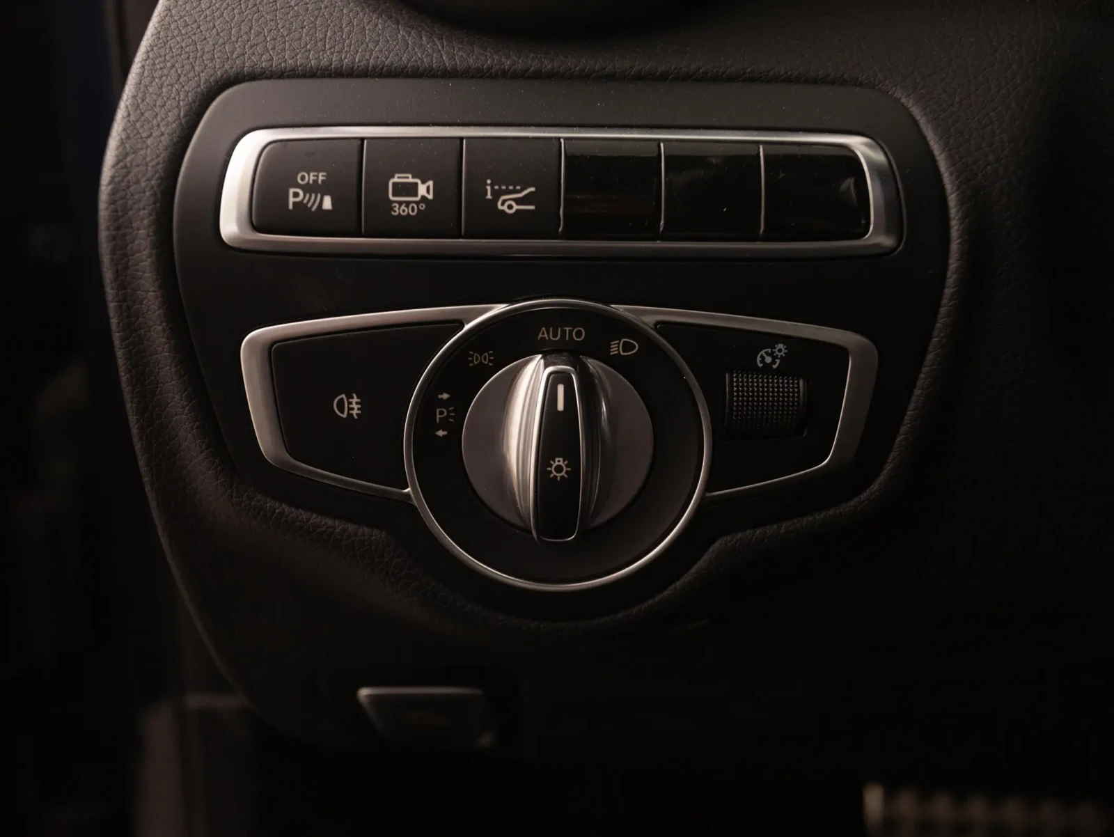 Mercedes-Benz C 43 AMG, снимка 15 - Автомобили и джипове - 55090457