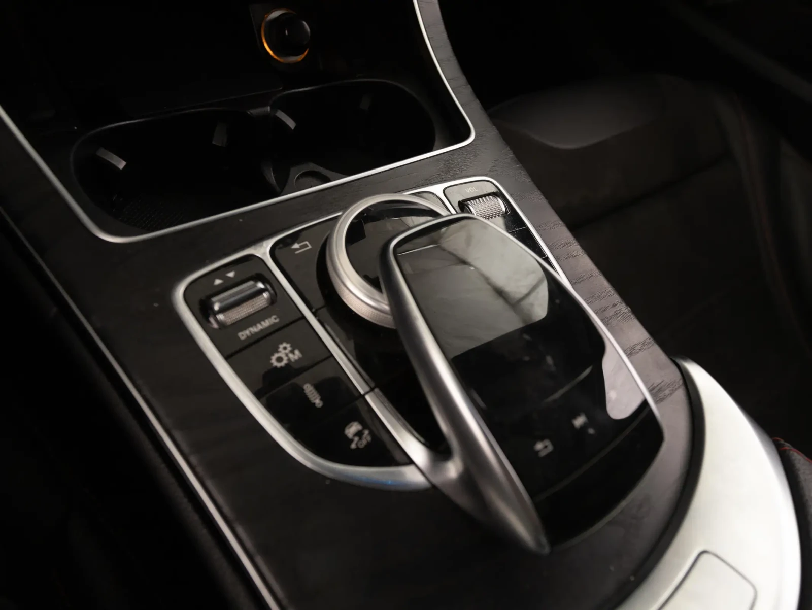 Mercedes-Benz C 43 AMG, снимка 13 - Автомобили и джипове - 55090457
